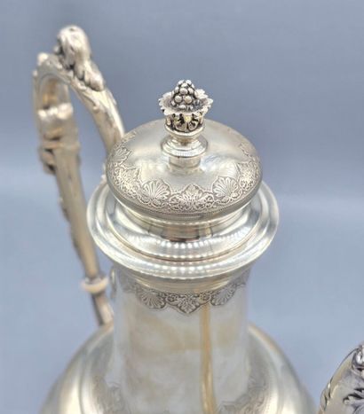 GAVARD (?)
Verseuse/cafetière en argent de...
