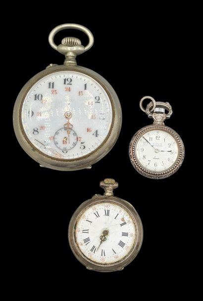 Lot de montres à gousset comprenant:
- une...