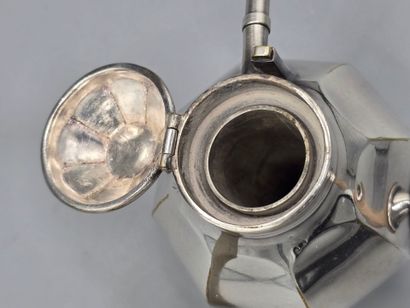 TETARD Freres 
Samovar en métal argenté avec...