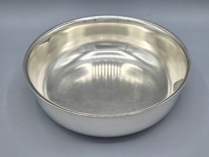 Silver-plated vegetable dish or dish interior...