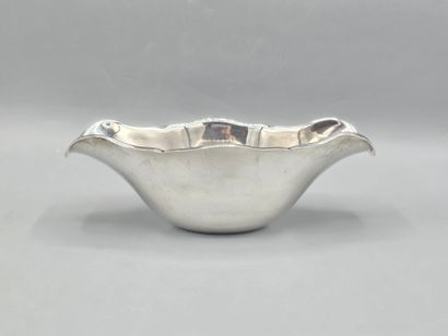Sauce boat in silver-plated metal.
Max. height:...
