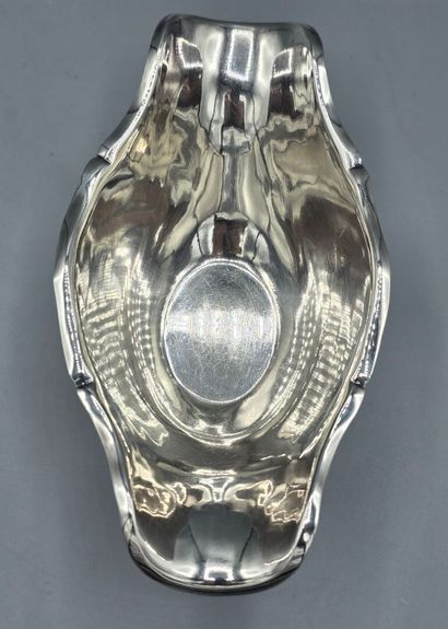 Sauce boat in silver-plated metal.
Max. height:...
