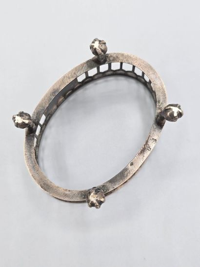 PARIS, 1784-1789(?)
Saleron de forme oblongue...