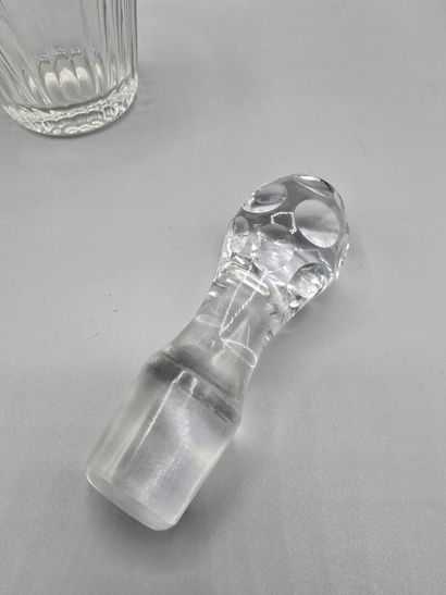 Set of three pairs of crystal decanters (2...