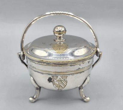 ODIOT.

Pot à bouchée 