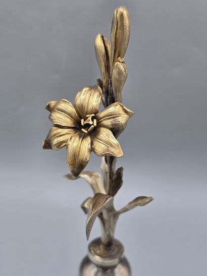 FROMENT-MEURICE 
Vase en forme d'amphore...