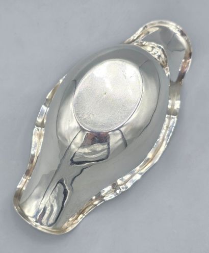 Sauce boat in silver-plated metal.
Max. height:...