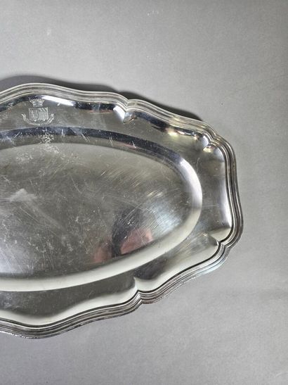 Large oval silver plated dish of filets contours...