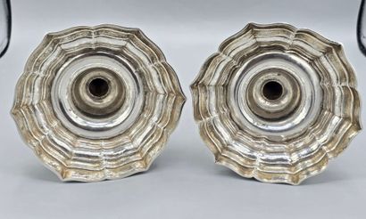 LILLE (vers 1774-1778)
Paire de flambeaux...