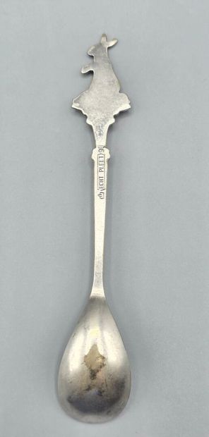 Set of 3 silver-plated metal spoons.
Spatulas...