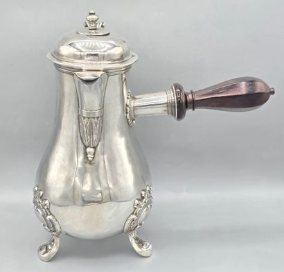 TOULON 1751
Rare grande chocolatière en argent...
