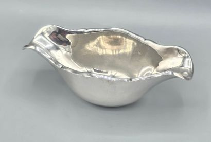 Sauce boat in silver-plated metal.
Max. height:...
