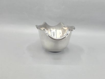 Sauce boat in silver-plated metal.
Max. height:...