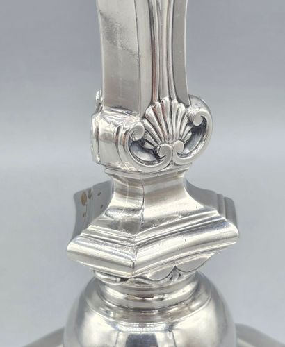 MONTPELLIER, 1766
Flambeau en argent.
Binet...