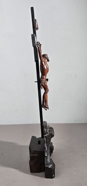 Crucifix depicting Christ, carved from boxwood.
Base...