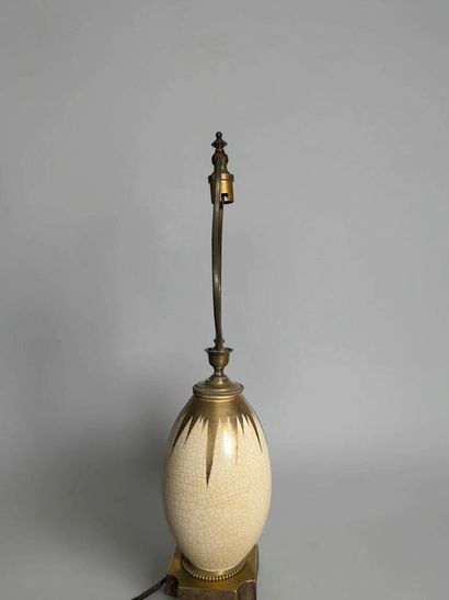 SAMARA 
Ovoid vase converted into a lamp,...