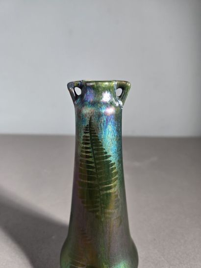 MONTIERES-AMIENS
Iridescent ceramic vase...