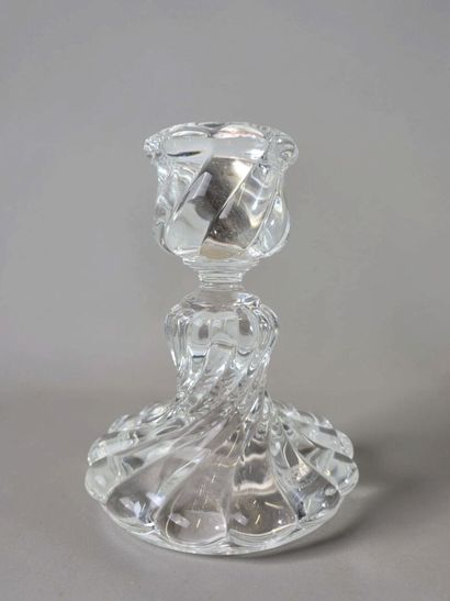 BACCARAT
Crystal candleholder with a twisted-ribbed...