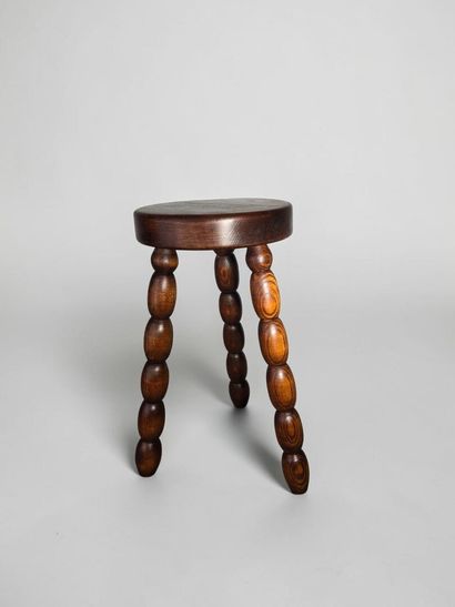 Charles DUDOUYT (1885–1946)
Solid wood stool
Olive-colored...