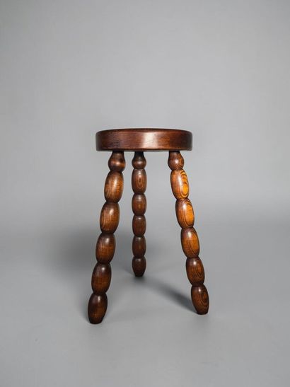 Charles DUDOUYT (1885–1946)
Solid wood stool
Olive-colored...