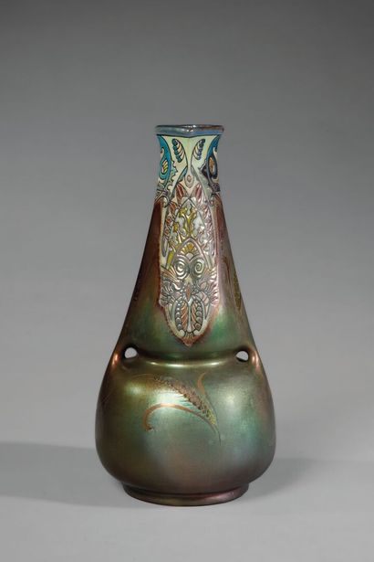 MONTIERES (Amiens)

Large pear-shaped vase...