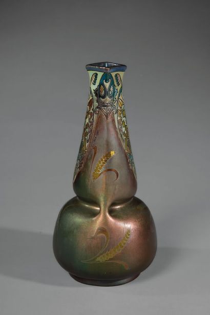 MONTIERES (Amiens)

Large pear-shaped vase...