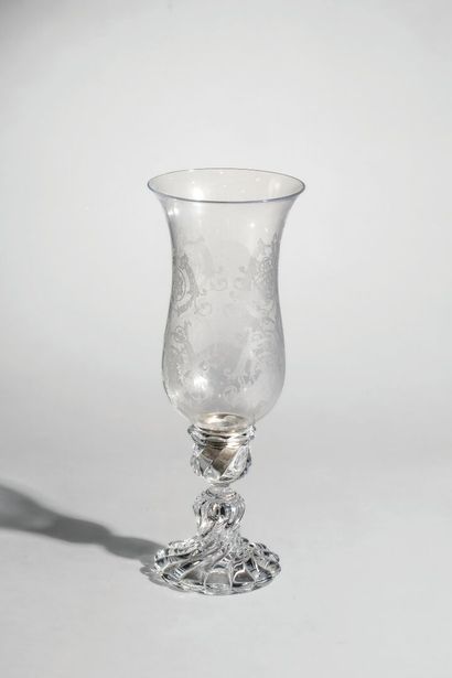 BACCARAT
Crystal candleholder with a twisted-ribbed...