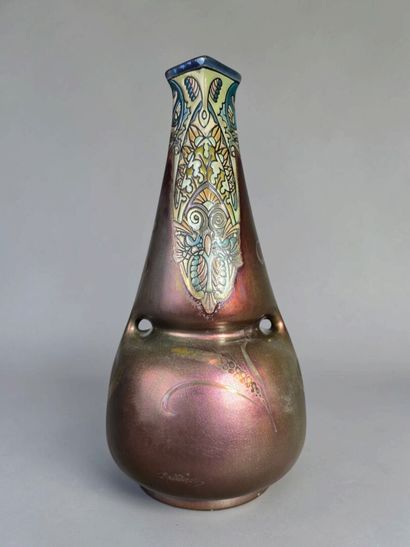 MONTIERES (Amiens)

Large pear-shaped vase...
