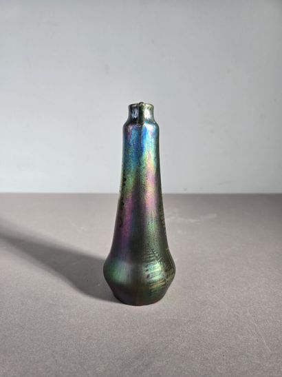 MONTIERES-AMIENS
Iridescent ceramic vase...