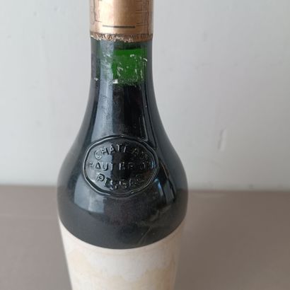 BORDEAUX
GRAVES
Château Haut Brion
1989
Etiquette...