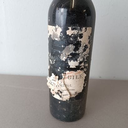 POMEROL
Château l'évangile
1 bouteille
Très...