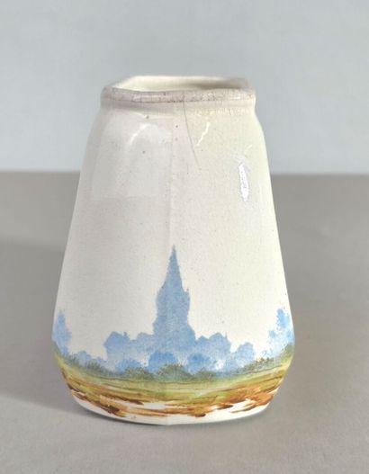 Pierrefonds
Vase tronconique en céramique...