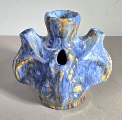 Pierrefonds modèle 426
Vase ou bouquetière...