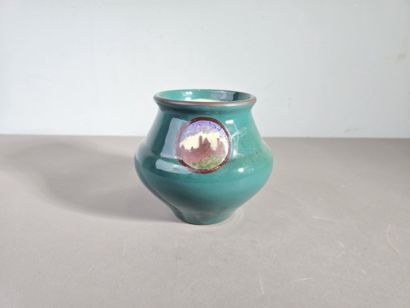 Pierrefonds modèle 319
Vase-type 