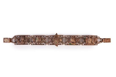 Bracelet en métal argenté composé de cinq...