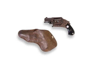 Revolver Hammerless, 5 coups, calibre 320...