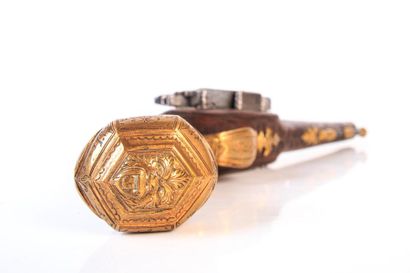 Paire de pistolets à silex italiens d’officier,...