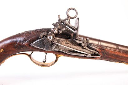 Paire de pistolets à silex italiens d’officier,...