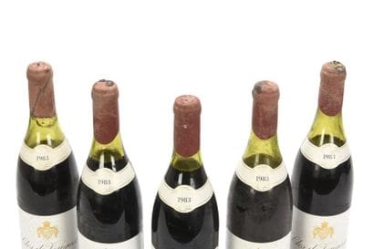 5 bouteilles CLOS DE VOUGEOT (Grand Cru)...