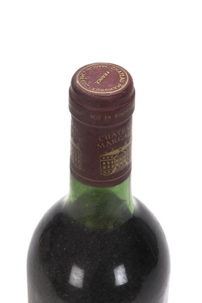 1 bottle CHATEAU MARGAUX (B.G.-; e.l.s.)

CCG1...