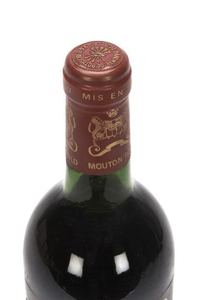 1 bottle CHÂTEAU MOUTON ROTHSCHILD (B.G.-;...