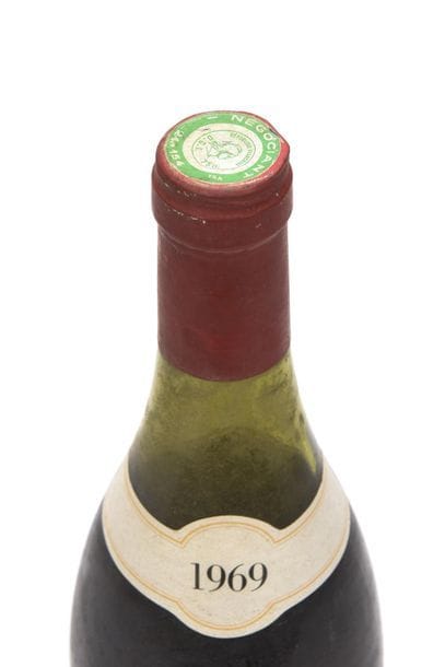 1 bottle BONNES-MARES (Grand Cru) 5 cm; e.t.h....