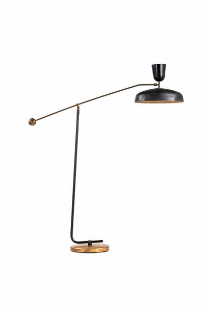Pierre GUARICHE (1926-1995) 

Rare lampadaire...