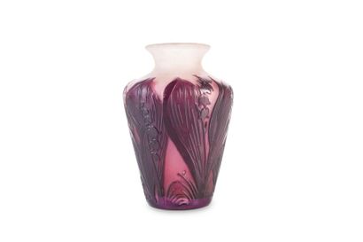 Emile GALLE (1846-1904) 

Vase?Verre gravé...