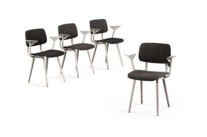 Frizo KRAMER (1922) 

4 chaises?Acier, plastique,...