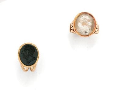 Set of two oval intaglios in closed setting,...