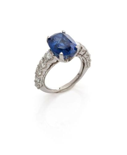 18K (750/1000) white gold ring set with a...