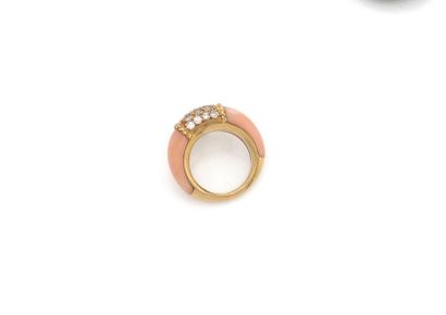 Van Cleef and Arpels
Philippine 
Circa 1970
Ring...