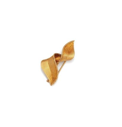 MAUBOUSSIN
Brooch in 18K (750/1000) yellow...