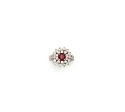 Platinum ring (950/1000) centered on a cushion-shaped...